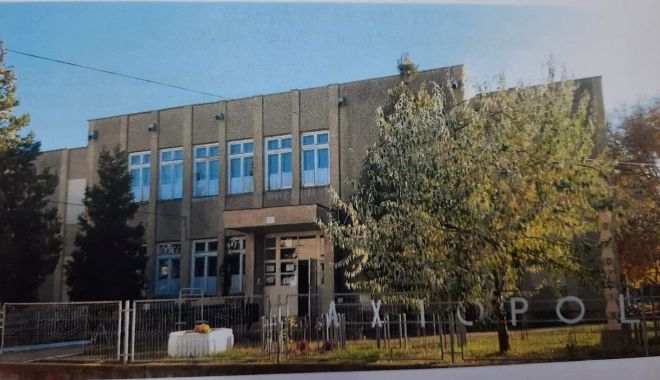 Primăria Cernavodă a dat startul lucrărilor de consolidare la Liceul Axiopolis - cernavodaconsolidareliceu-1658047867.jpg