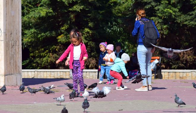 Cer parţial noros şi vânt puternic, astăzi, la Constanţa. De mâine, se încălzeşte - cerpartial-1601490966.jpg