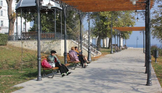 Cer senin și maxime de 18 grade Celsius, astăzi, la Constanța - cerseninsimaxime-1415292512.jpg