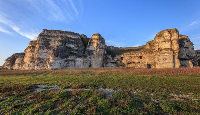 A doua ediție a Școlii de Vară de la Carsium - Hârșova - cetate-carsium-1694093233.jpg