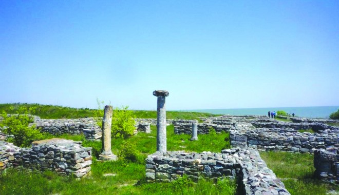 Turism istoric la malul mării - misterele Cetății Histria - cetateahistria-1375454443.jpg