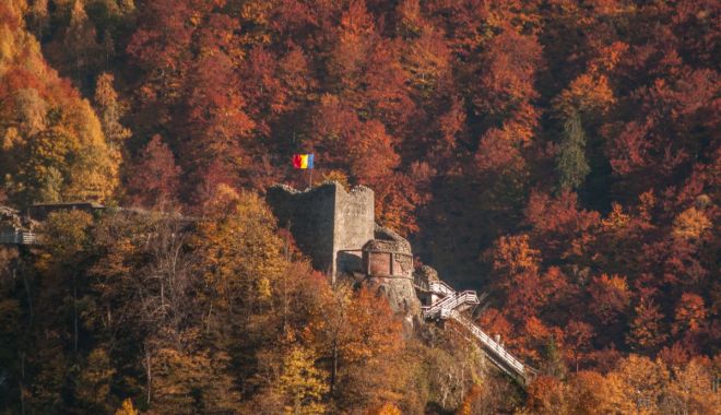Cetatea Poenari, închisă circuitului turistic pentru 16 luni - cetateapoenari-1636658068.jpg