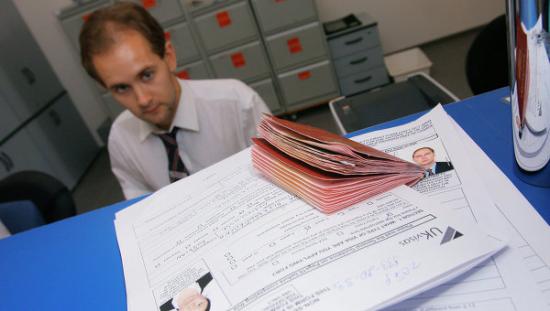 Avertisment lansat de Uniunea Europeană. Cetățenii americani ar putea avea nevoie de vize - cetateni-1450273062.jpg