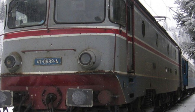 Cod galben/ Patru trenuri de călători anulate, în județul Constanța - cfr-1327660165.jpg