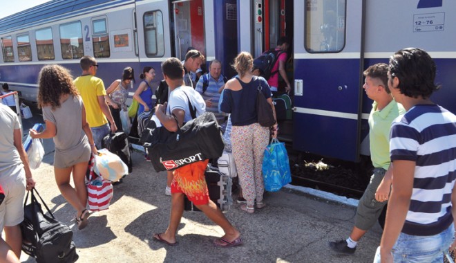 CFR vrea să dea lovitura  pe ruta București - Constanța: 19,9 lei/călătoria - cfr-1407416612.jpg