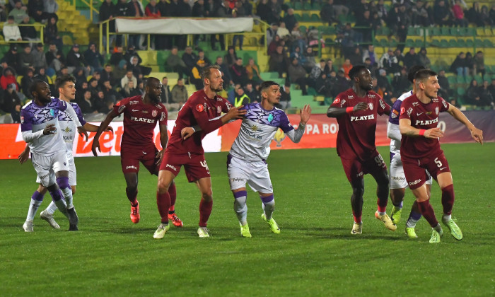 CFR Cluj, ţinută în şah de CFC Argeş, scor 2-2, în Cupa României - cfr-cluj-1730294422.jpg