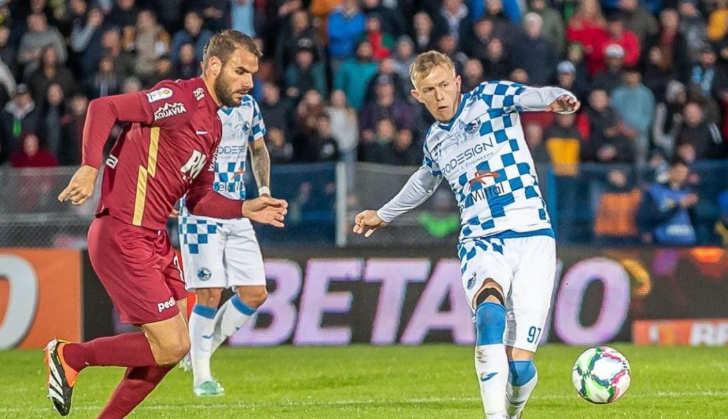 CFR Cluj, umilită cu 4-0 de Corvinul Hunedoara, care s-a calificat în semifinalele Cupei României - cfr-corvinul-1712149532.jpg