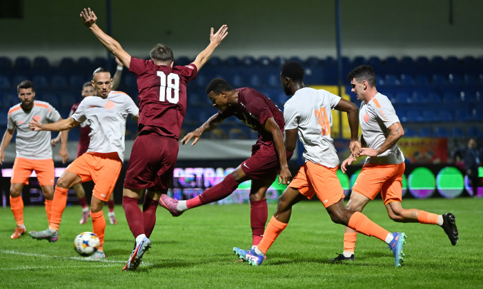 Metaloglobus a smuls un punct din partida cu CFR Cluj - cfr-infrangere-1757864561.jpg