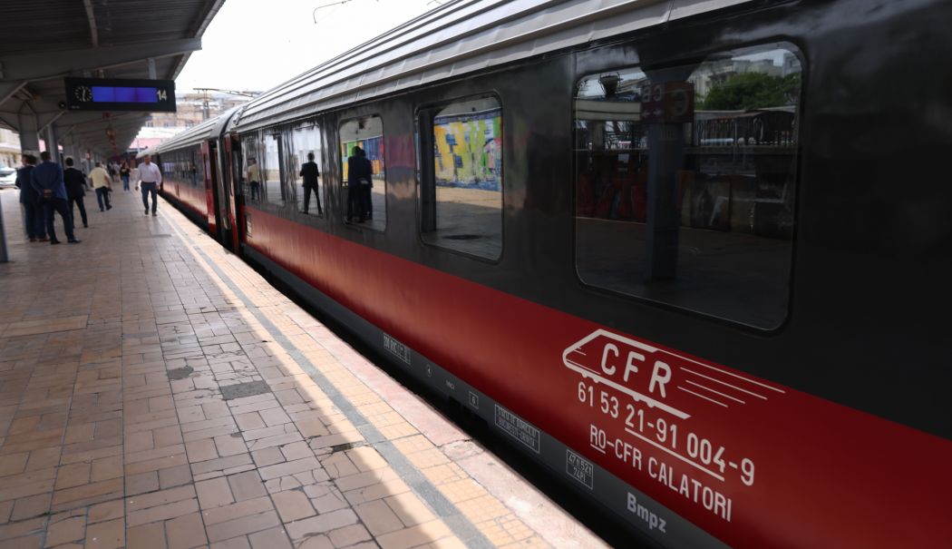 Suspendarea trenurilor, evitată în ultimul moment: CFR Călători a plătit o parte din datorii - cfrinquamcalin-1756535300.jpg