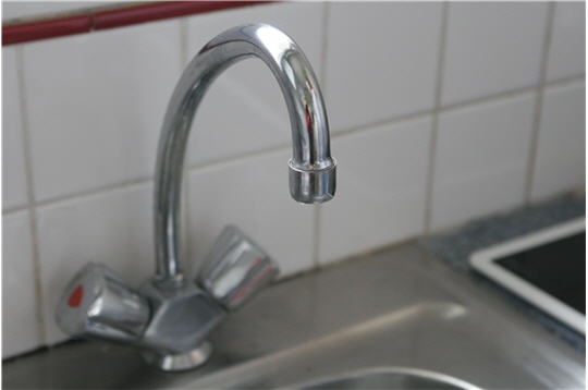 Unde este oprită apa mâine la Constanța - changerjointsduneteterobinet2610-1331627807.jpg