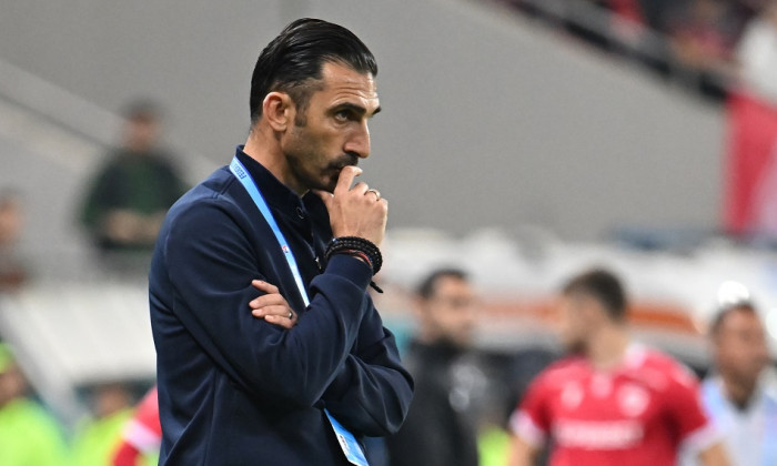 Elias Charalambous: 