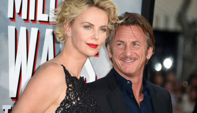 Charlize Theron, mireasă chiar de ziua ei - charlizetheronseanpennreturnedre-1431342882.jpg