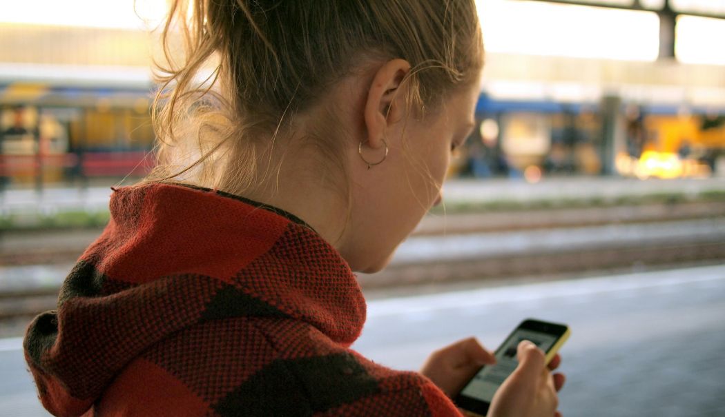 Uniunea Europeană vrea să monitorizeze mesajele de pe platforme populare precum WhatsApp - chat-control-1734087069.jpg