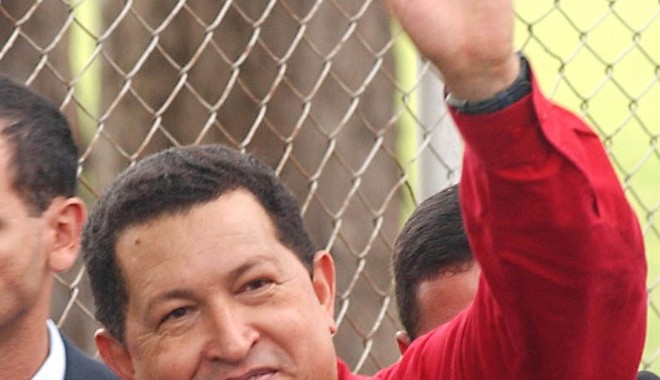 Hugo Chavez are mai puțin de un an de trăit - chavez141610mcropped-1326742788.jpg
