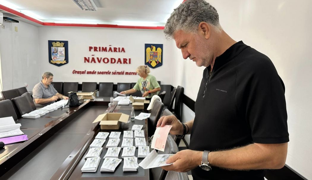 Administraţia din Năvodari oferă vouchere școlarilor și preșcolarilor din localitate