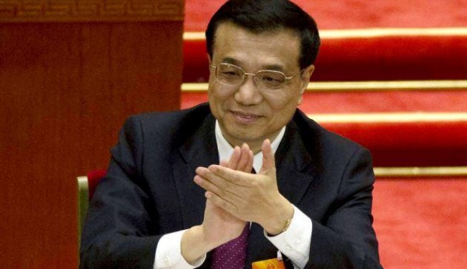 Premierul chinez, la Parlament: Mă simt în România ca acasă - china-1385571360.jpg