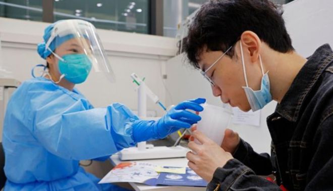PRIMUL vaccin anti-COVID-19 din lume prin inhalare, lansat de China