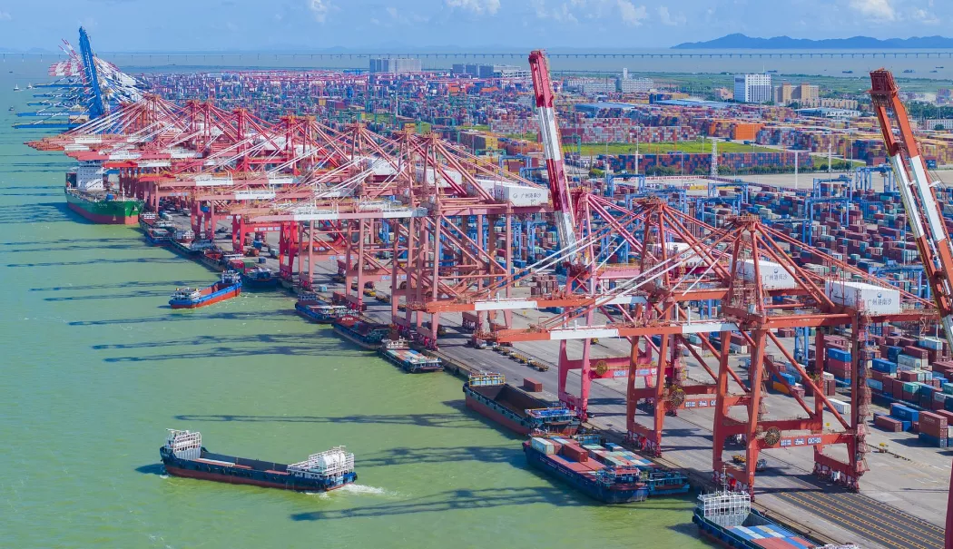 Foto - China impune sancțiuni și restricții la exporturile către entități japoneze