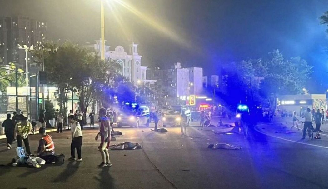 Un şofer a provocat un accident tragic care a dus la moartea a 35 de oameni, în China - chinaaccident121124e173141353025-1731427392.jpg