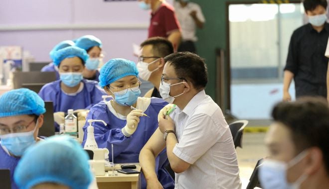Insider: China interzice nevaccinaţilor accesul în supermarketuri, şcoli, spitale, mijloace de transport - chinainterzice-1626703229.jpg