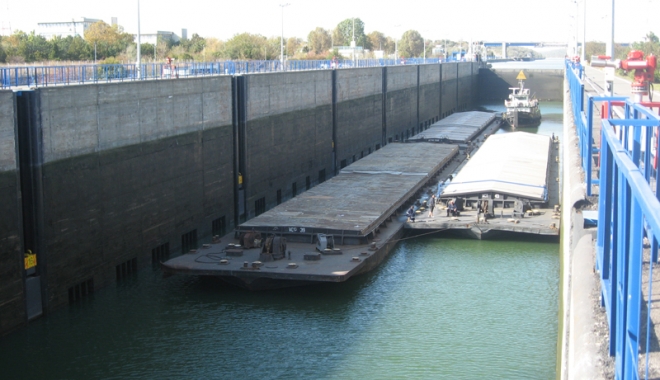 Chiriac Avădanei, proiectantul canalelor navigabile, omagiat la aniversarea Canalului Poarta Albă - Midia, Năvodari - chiriacavadanei16-1508431639.jpg
