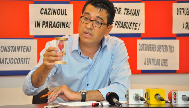 Chiru îi cere lui Mazăre demisia de onoare - chiru-1313092638.jpg