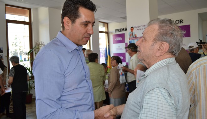 Din ce în ce mai mulți locuitori se plâng la Primăria Constănțenilor - chiru-1337177316.jpg