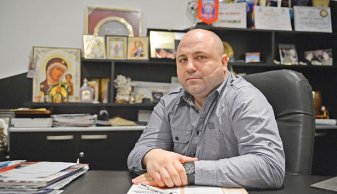 Răzvan Pîrcălabu, ales în Biroul Executiv al Federației Europene de Lupte. România a primit organizarea CE 2018 - chr2006-1493639340.jpg