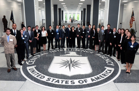 CIA recheamă la serviciu personal considerat indispensabil - cia-1381320883.jpg