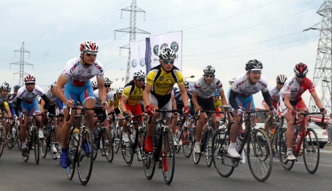 Turul Dobrogei la ciclism, programat în luna mai - ciclismconcurssportivibiciclete5-1484241506.jpg