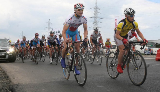 Ediția a XIV-a a Turului Dobrogei debutează, astăzi, la Mamaia - ciclismturuldobrogei-1369847816.jpg