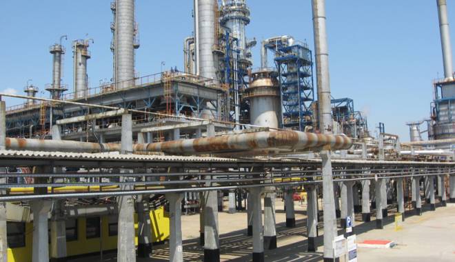 Cifra de afaceri a Rompetrol Rafinare a crescut cu 27% - cifradeafaceri-1415982045.jpg