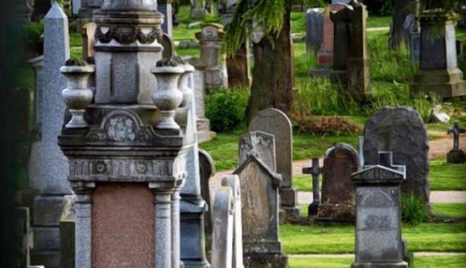 Constănțeanul care ar fi furat din cimitirele din Italia va fi extrădat - cimitiritalia-1419088561.jpg