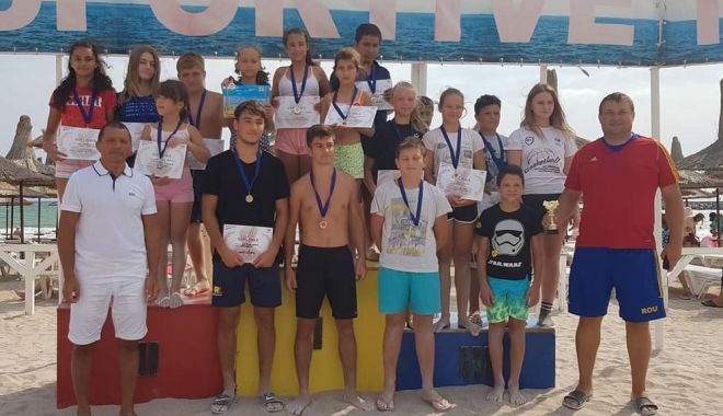 Cinci medalii de aur pentru CS Mangalia, la Cupa Callatis la lupte pe plajă - cincimedalii-1567794917.jpg