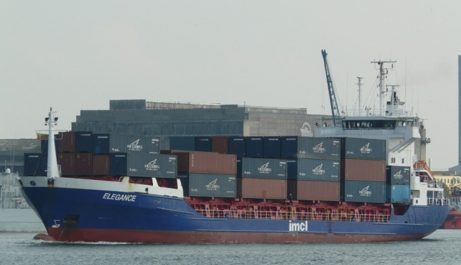 Cinci muncitori au murit în timpul ranfluării unei nave - cincimuncitoriaumurit-1507302294.jpg