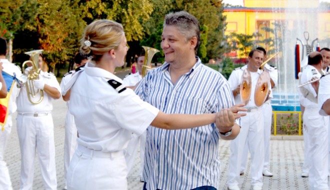 Cinci zile de sărbătoare și petreceri la Eforie - cincizilededistractie-1407947090.jpg