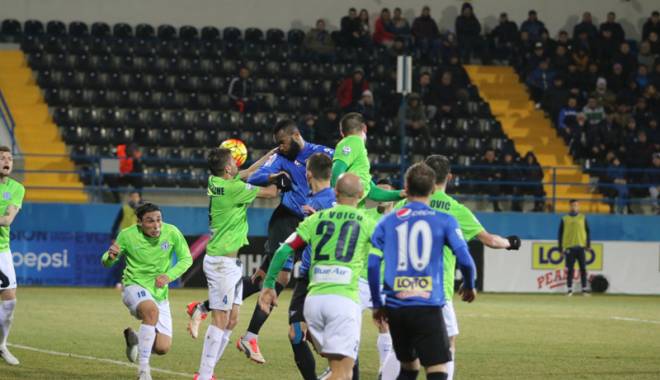 Cine transmite  în direct meciul  FC Viitorul - Pandurii - cine-1455733071.jpg