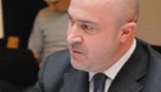 Cine a preluat coordonarea activității vamale - cineapreluat-1468419005.jpg