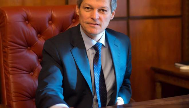 Premierul Cioloș, prima ședință de Guvern. A cerut proiectul de buget - ciolosprimasedintadevuvern-1447955457.jpg