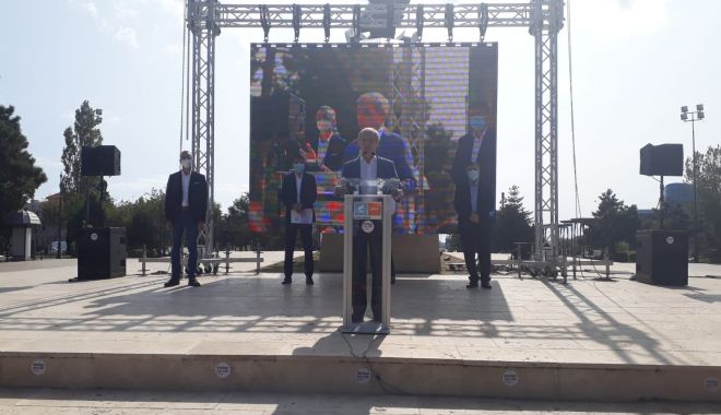 Dacian Cioloş, prezent la malul mării. „Constanţa are nevoie de Stelian Ion!” - ciolosusr-1600796412.jpg