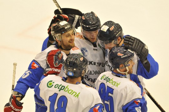 HSC Miercurea Ciuc, învingătoare la general în finala Campionatului Național de hochei pe gheață - ciuc-1396601856.jpg