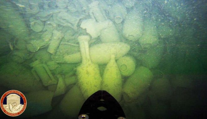 Epava unei ambarcaţiuni romane din Antichitate, descoperită pe fundul mării