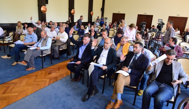 Consilierii județeni și-au dat girul pentru preluarea stadionului 
