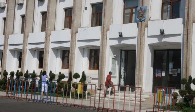 Dezbatere la CJC privind calitatea aerului  din Constanța - cjcdezbatere-1469112461.jpg