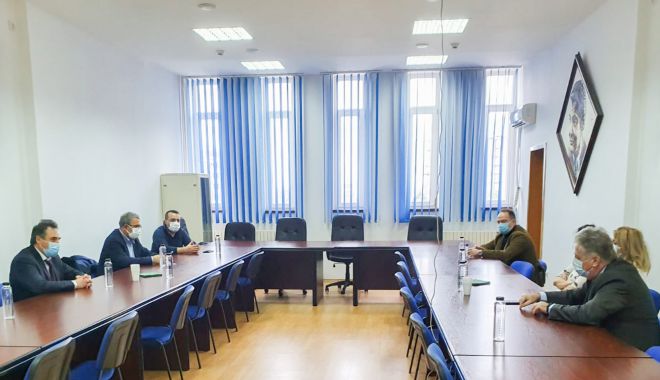 Președintele CJC, Mihai Lupu, discuții cu mediul academic pentru construirea unui spital - cjcintalnire-1612204071.jpg