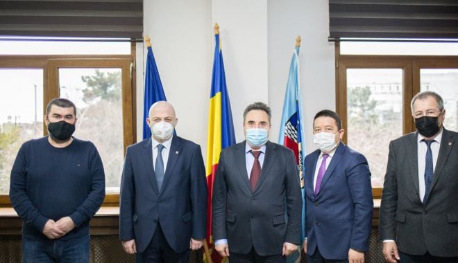 Preşedintele CJC, Mihai Lupu, întâlnire cu reprezentanţii minorităţilor din Constanţa - cjcintalnire-1616179012.jpg