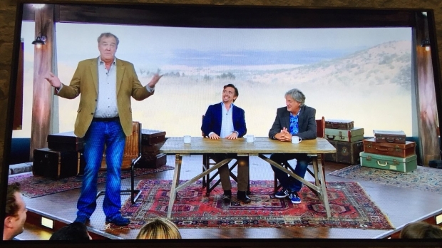 Jeremy Clarkson își bate joc din nou de români. Realizatorul a făcut iar o glumă cu caracter rasist. Ambasada României reacționează! - clarkson62048800-1480840231.jpg