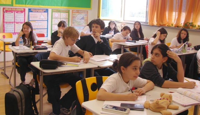 Elevii de-a IV-a susțin a doua probă a Evaluării - clasaaiva-1464623618.jpg