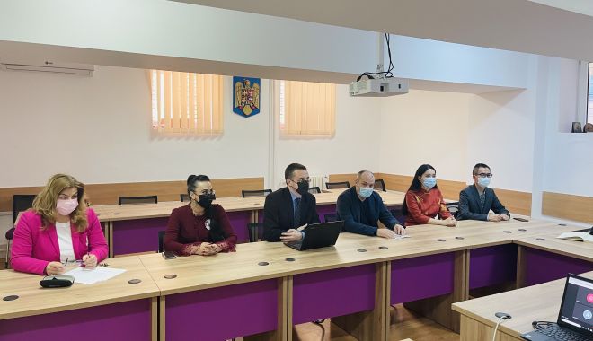 Elevi din 20 de unități școlare s-au înscris la cursurile pentru învățarea limbii chineze - clasaconfucius-1645006043.jpg