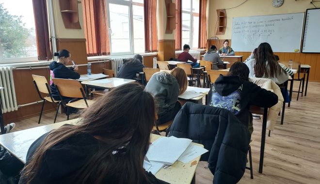 S-a făcut redistribuirea pe județe a noilor posturi de consilieri școlari - clasaelevi11-1675958496.jpg